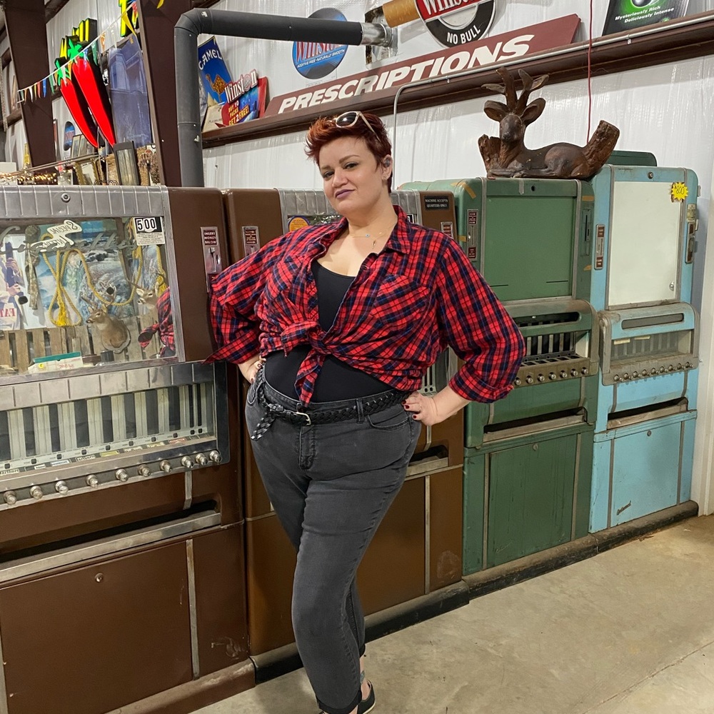 Meet your Posher, Paulina